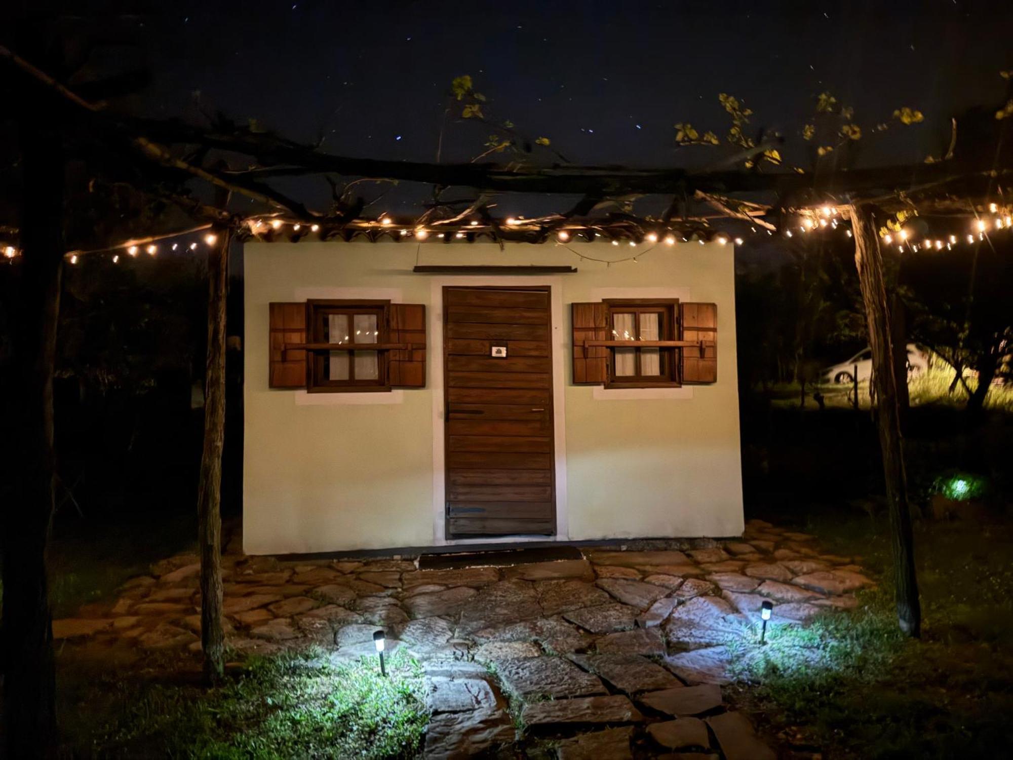 Glamping Green Istria Tiny Houses تروشكي المظهر الخارجي الصورة